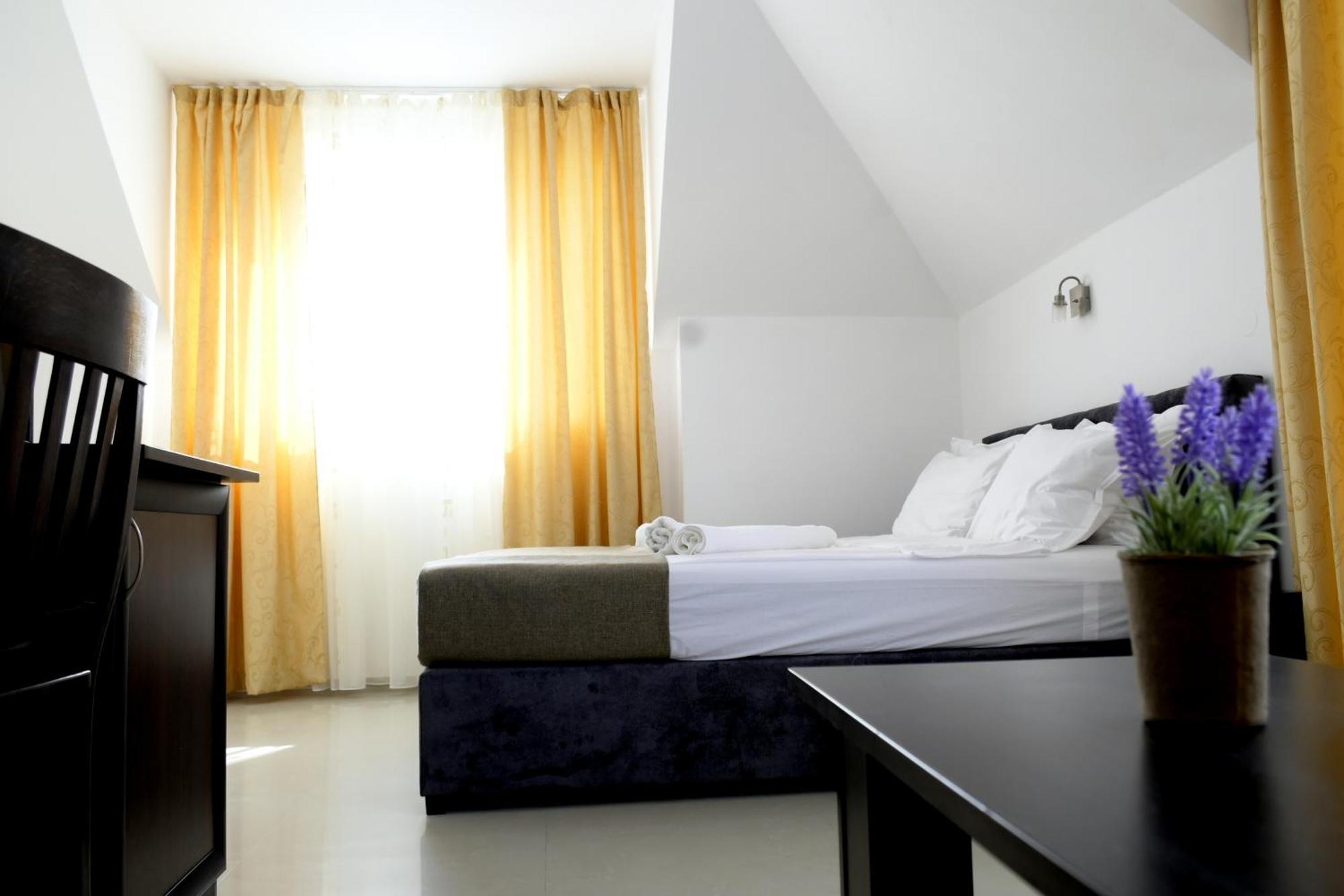 Hotel Paradise Lozenets ภายนอก รูปภาพ