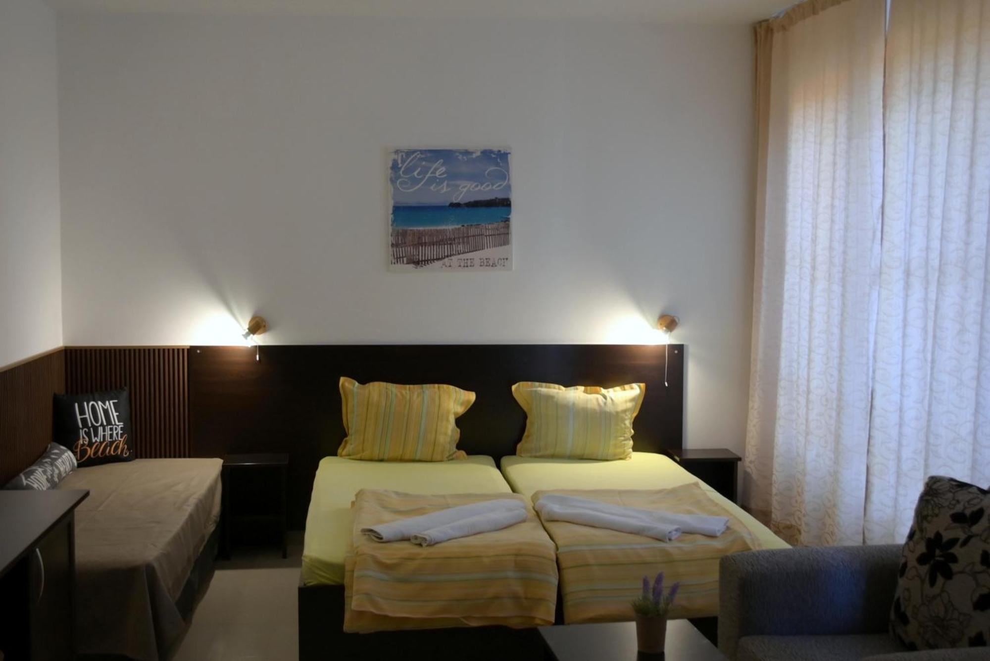 Hotel Paradise Lozenets ภายนอก รูปภาพ